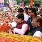 इंदौर में विशाल चुनरी यात्रा में शामिल हुए मुख्यमंत्री डॉ. यादव