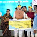 सीएम डॉ. मोहन ने तेंदूपत्ता संग्राहकों के खातों में ट्रांसफर किए 22 करोड़ 89 लाख, दी 461.83 करोड़ के विकास कार्यों की सौगात